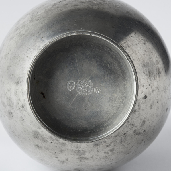 Björn Trägårdh, Vase Model A1706, Svenskt Tenn, 1931